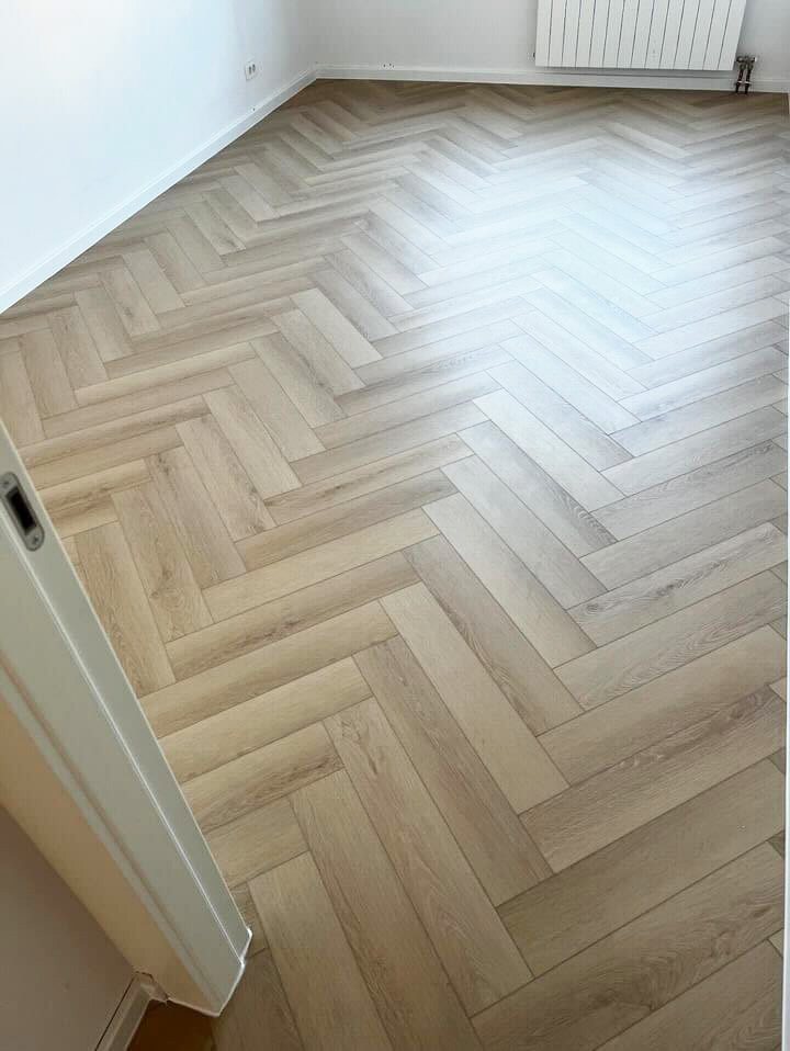 1284FDD9 5AD8 4994 A8F9 23F76D9B2AAF HR 1