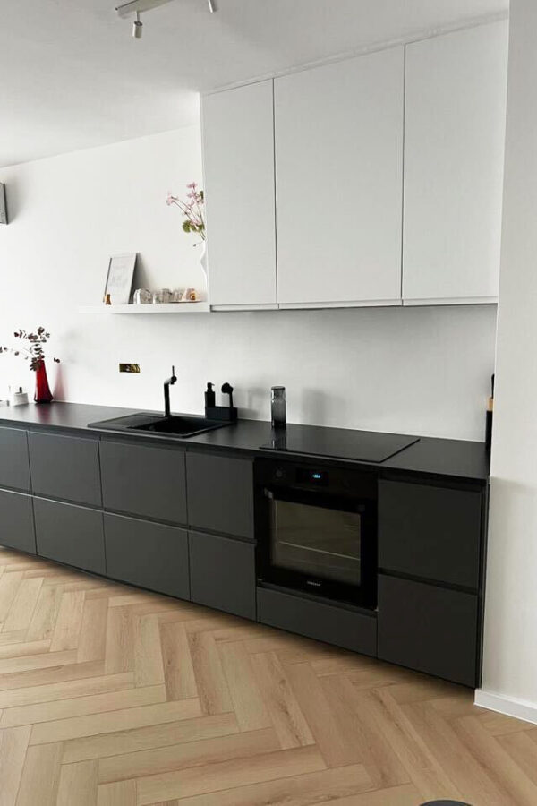 Stanovanje v središču Zagreba - karakter ribje kosti